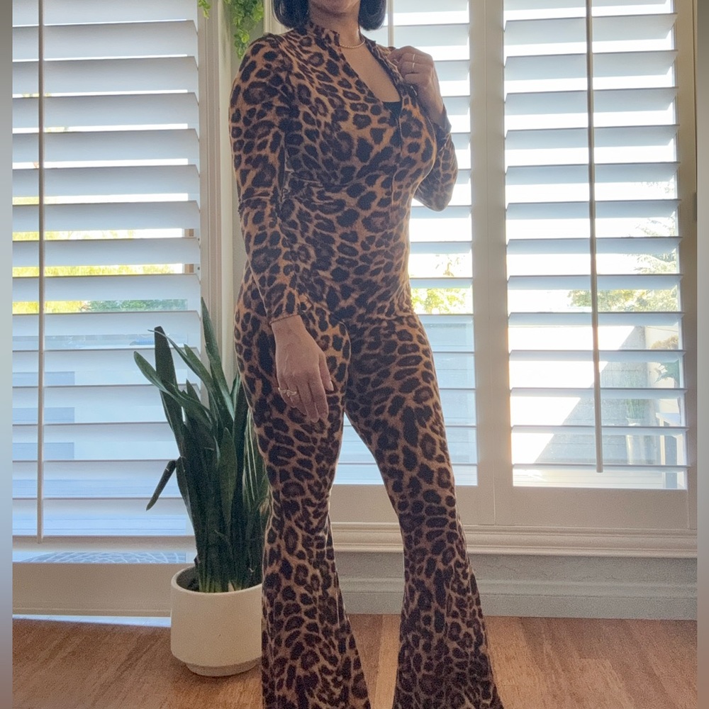 Chic Leopard Print Jumpsuits